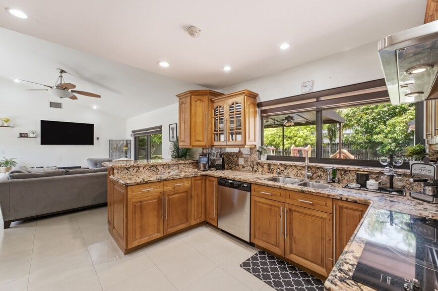 More Photos Of 4150 SW 137th Ct, Miami Schools For Sale