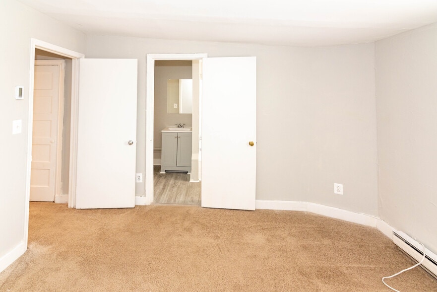 More Photos Of 50 W Biddle St, Baltimore Apartments For Sale