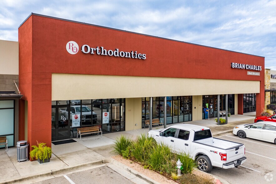 More Photos Of 5000 N Quinlan Park Rd, Austin Unknown For Lease