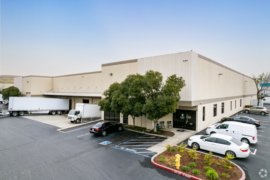 Primary Photo Of 7041 Las Positas Rd, Livermore Warehouse For Lease