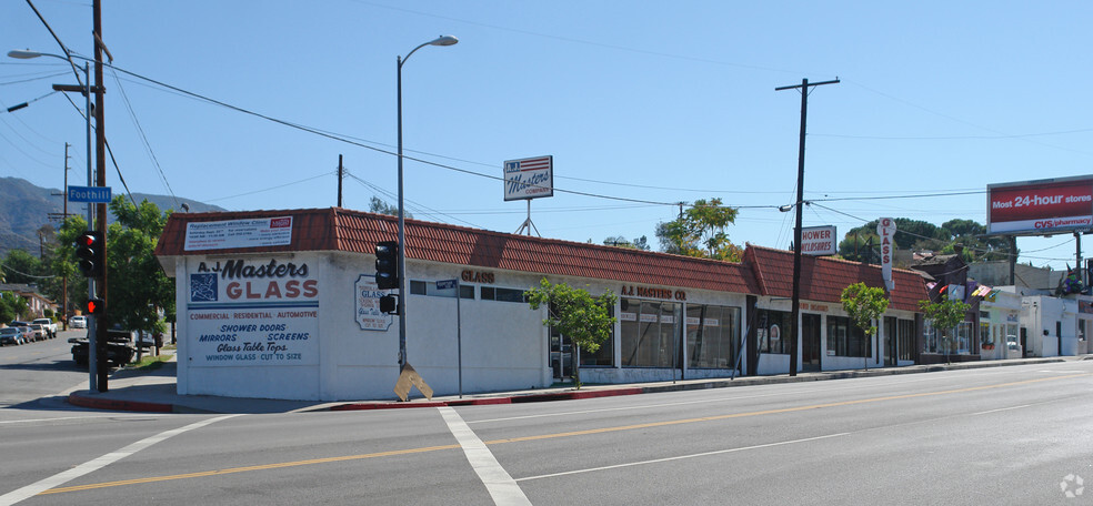 Primary Photo Of 7639 Foothill Blvd, Tujunga Storefront For Lease