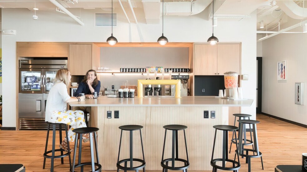 More Photos Of 3280 Peachtree Rd NE, Atlanta Office For Lease