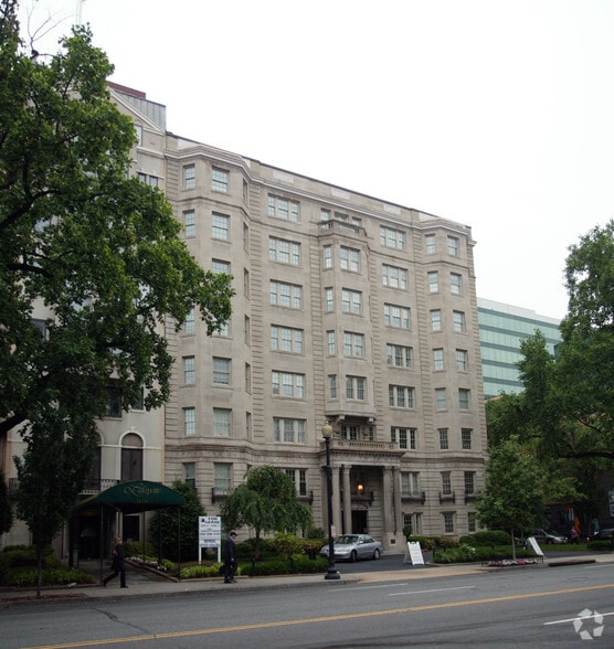 More Photos Of 1026 16th St NW, Washington Apartments For Sale