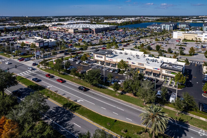 More Photos Of 4693 Gardens Park Blvd, Orlando General Retail For Lease