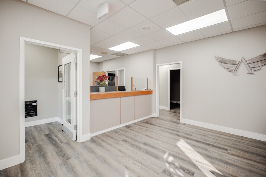 More Photos Of 1320 Ymca Dr, Festus Office For Lease