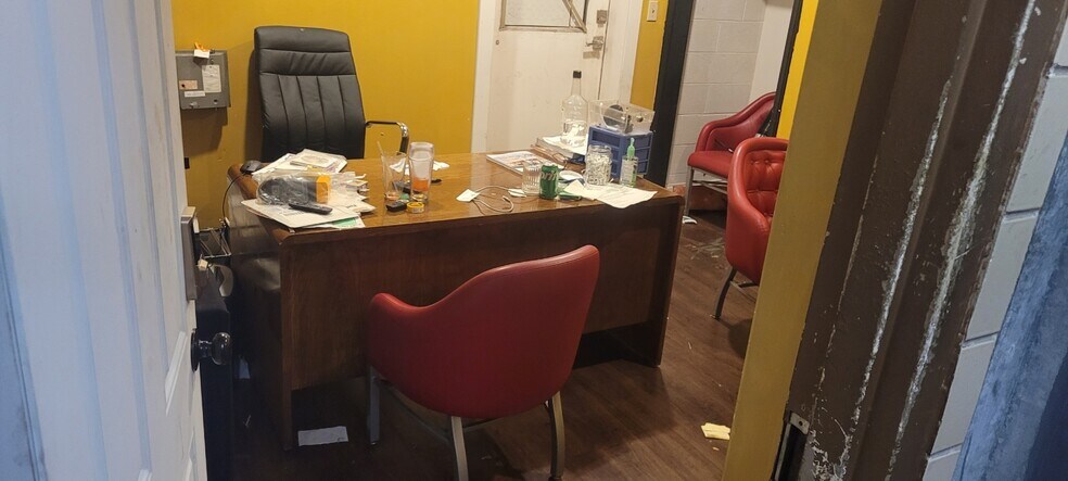 More Photos Of 2435 Brice Rd, Reynoldsburg Restaurant For Sale