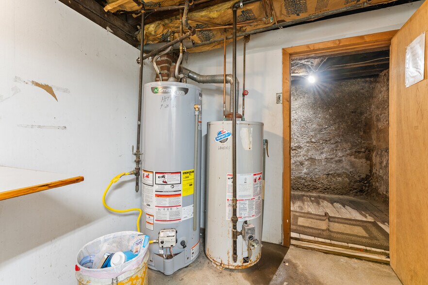 More Photos Of 175 Chapin St, Binghamton Apartments For Sale