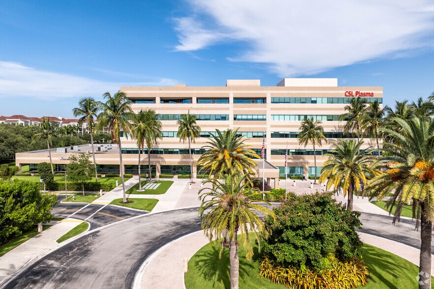 More Photos Of 900 Broken Sound Pky NW, Boca Raton Office For Lease