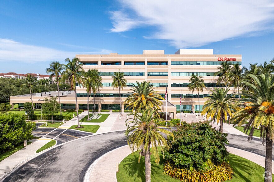 More Photos Of 900 Broken Sound Pky NW, Boca Raton Office For Lease