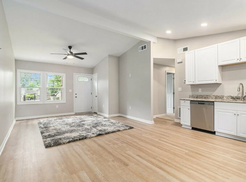 More Photos Of 340 Bell St SE, Marietta Office Residential For Sale