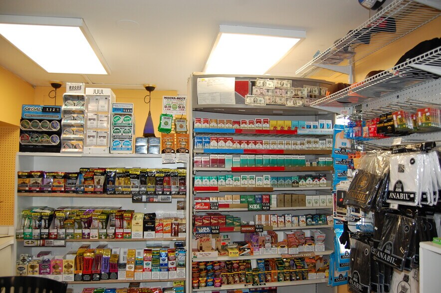 More Photos Of 100 W Main St, Batavia Convenience Store For Sale