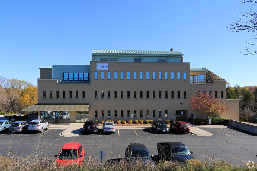 More Photos Of 148 Manitou Dr, Kitchener Office For Lease