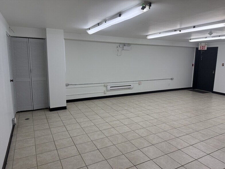 More Photos Of 428 Ossington Av, Toronto Storefront Retail Residential For Lease