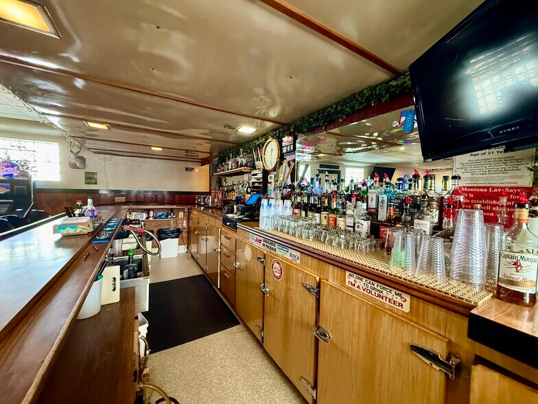 More Photos Of 11 E Washington, Chester Restaurant For Sale