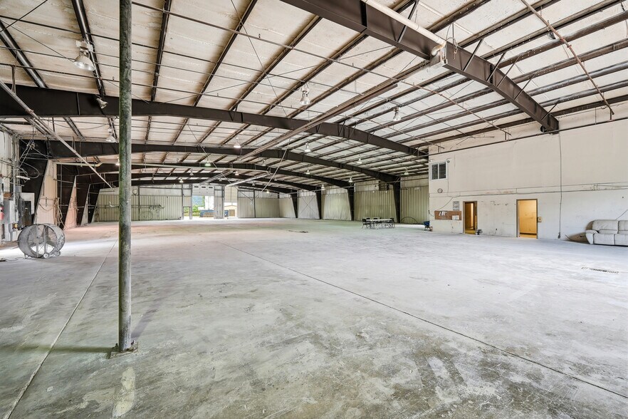 More Photos Of 2489 County Road 1, South Point Warehouse For Sale