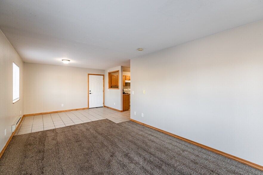 More Photos Of 201 Murdock St, Tomah Apartments For Sale