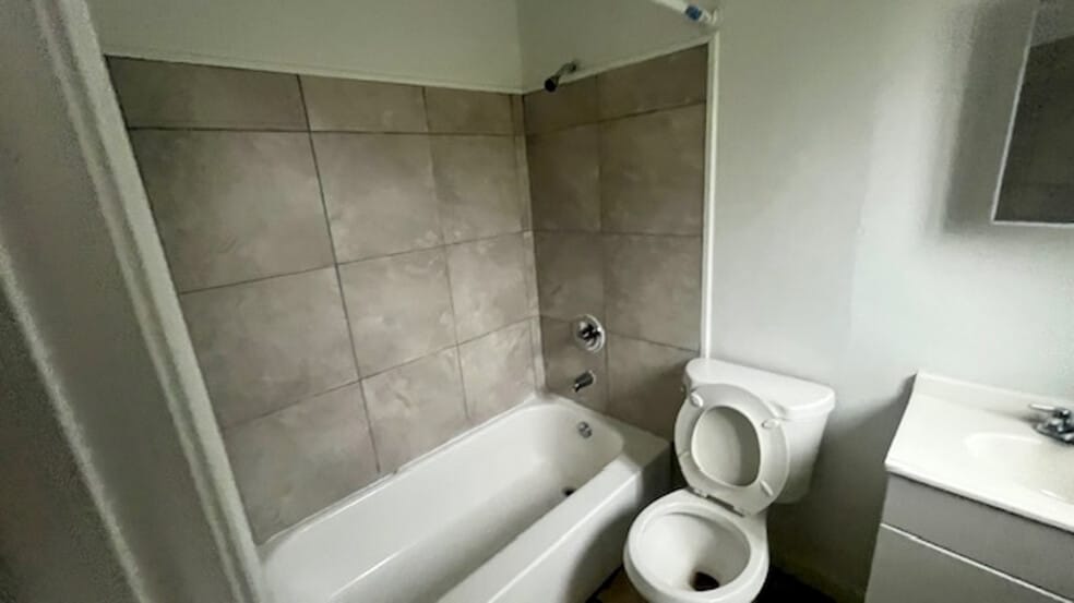 More Photos Of 2109 Harrison Ave, Cincinnati Apartments For Sale