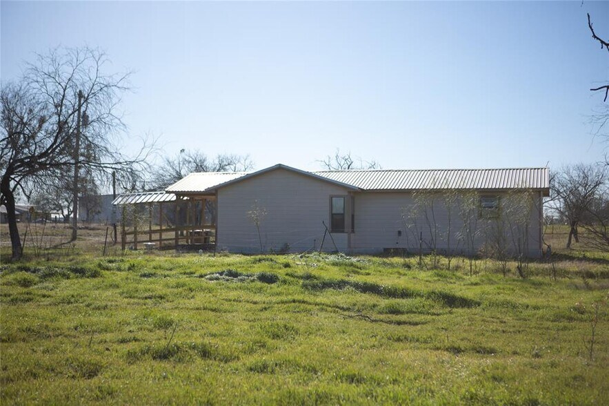 More Photos Of 2095 Bridal Path Rd, Luling Land For Sale