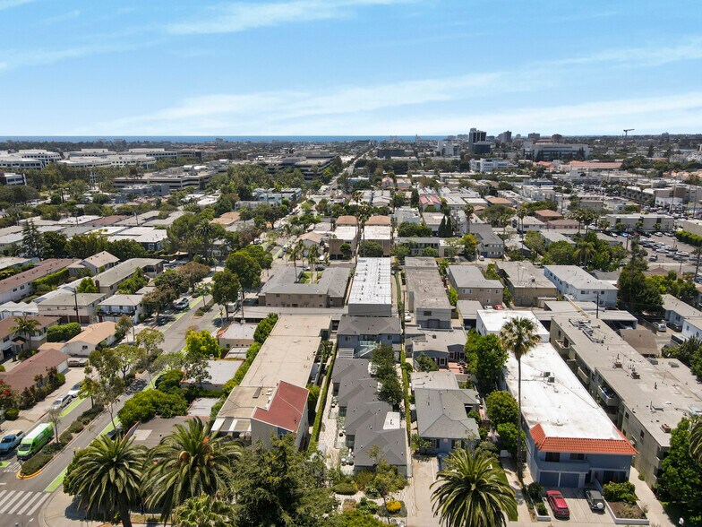 More Photos Of 1446-1448 Yale St, Santa Monica Apartments For Sale