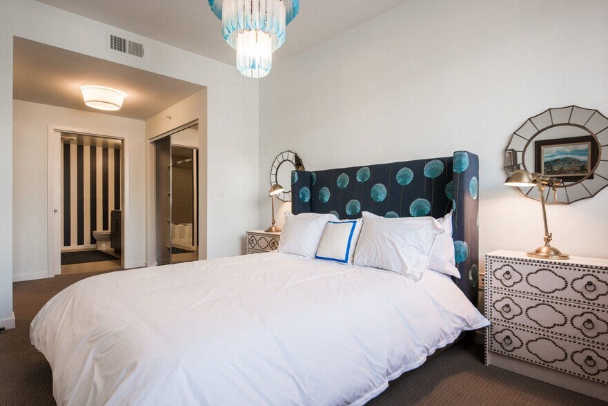 More Photos Of 13488 Maxella Ave, Marina Del Rey Apartments For Lease