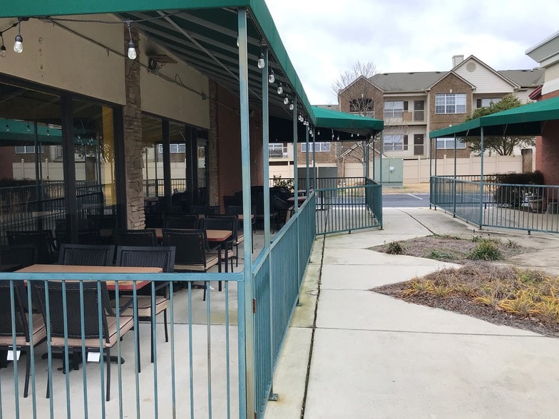 More Photos Of 386-424 Hwy 155 S, McDonough Storefront For Sale
