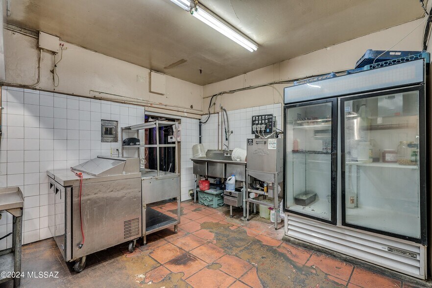 More Photos Of 3000 S Mission Rd, Tucson Storefront Retail Residential For Sale