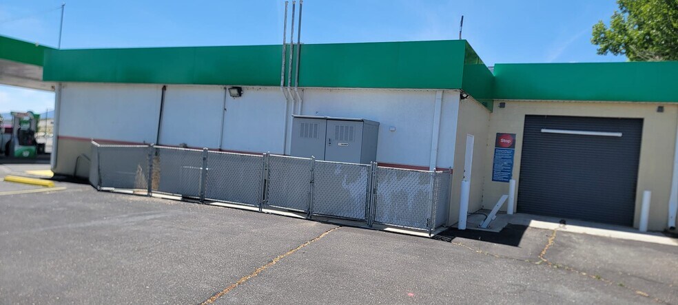 More Photos Of 2210 5th St, Elko Service Station For Sale