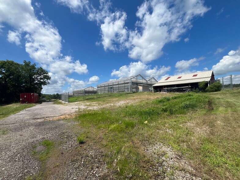 More Photos Of 7101 S Indian Meridian, Choctaw Specialty For Sale