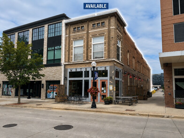 Primary Photo Of 211 N Neil St, Champaign Restaurant For Lease