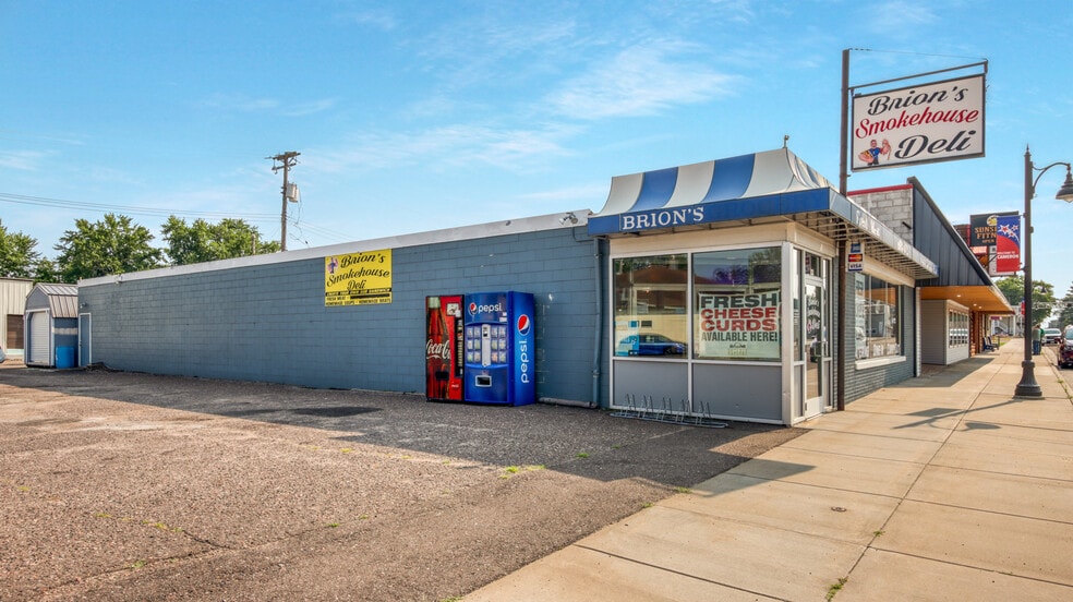 More Photos Of 909 W Main St, Cameron General Retail For Sale