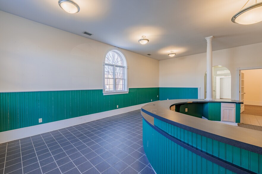 More Photos Of 218 Gay St, Erwin Loft Creative Space For Sale