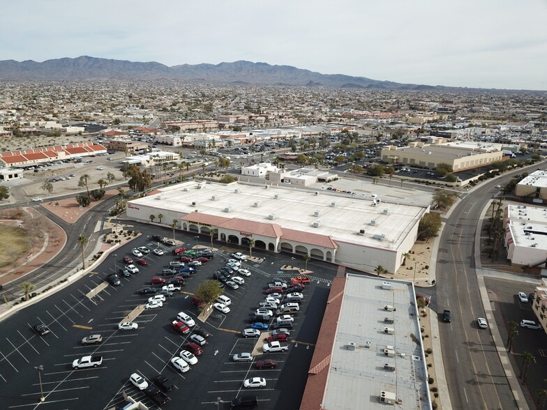 More Photos Of 1850-1870 Mcculloch Blvd N, Lake Havasu City General Retail For Sale