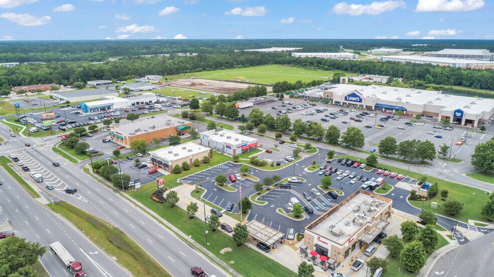 More Photos Of 5440 S Columbia Ave S, Rincon Freestanding For Lease