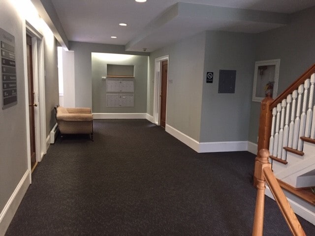 More Photos Of 5 Dover St, New Bedford Office For Lease