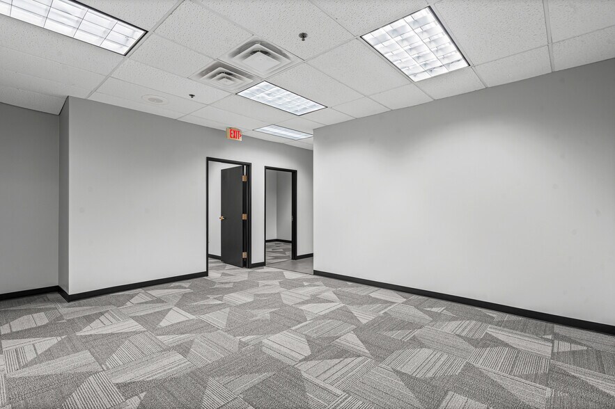 More Photos Of 3601 NE Loop 820, Fort Worth Office For Lease
