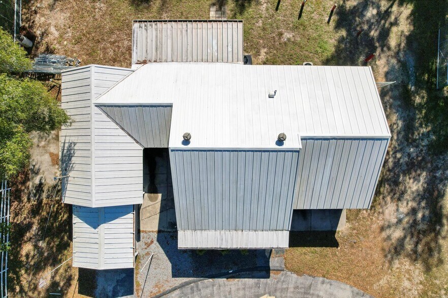 More Photos Of 7630 W Dunnellon Rd, Dunnellon Office For Sale