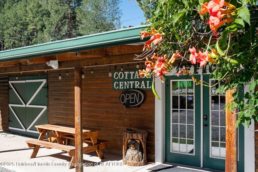 More Photos Of 616 Sudderth Dr, Ruidoso General Retail For Sale