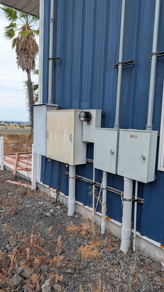 More Photos Of 73-4465 Paoo St, Kailua Kona Warehouse For Sale