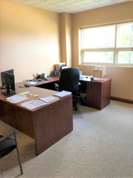 More Photos Of 2888 Nationwide Pky, Brunswick Light Manufacturing For Lease