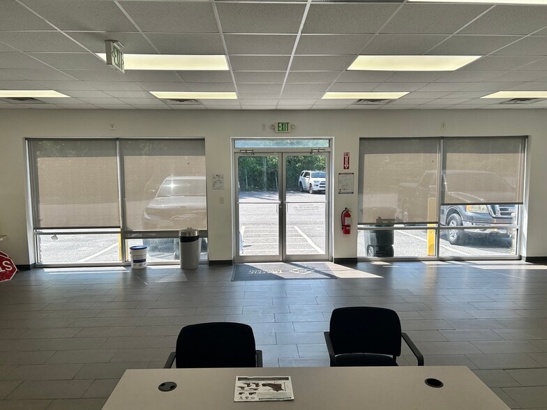 More Photos Of 7900 Pulaski Hwy, Rosedale Industrial For Lease