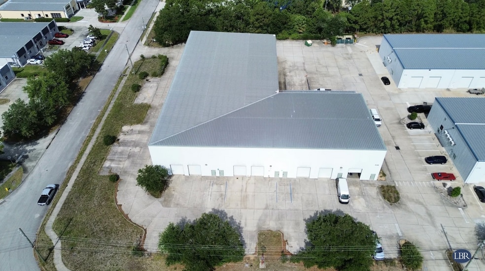 More Photos Of 3120 Skyway Cir, Melbourne Warehouse For Lease