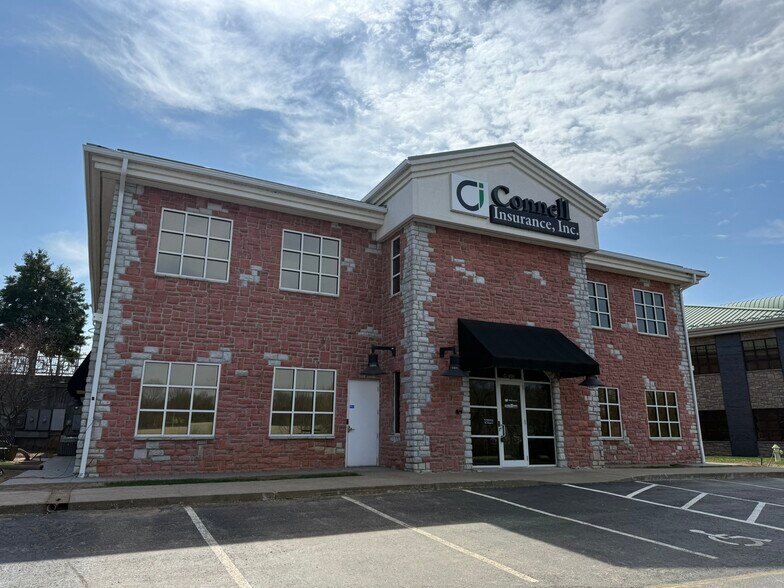 More Photos Of 909 E Republic Rd, Springfield Office For Sale