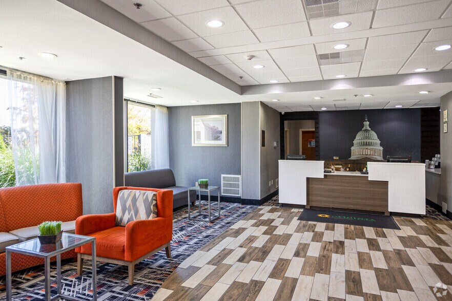 More Photos Of 55 Hampton Park Blvd, Capitol Heights Hotel For Sale