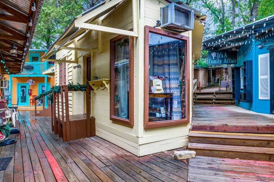 More Photos Of 542 E Dallas St, Canton Land For Sale