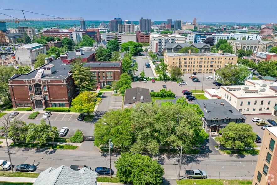 More Photos Of 514 Walnut Ave, Syracuse Apartments For Sale