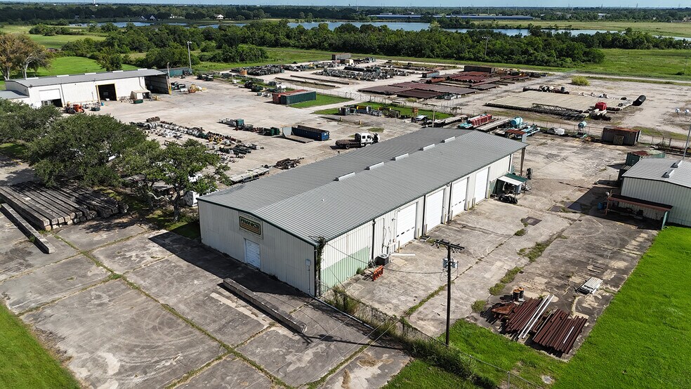 More Photos Of 3735 E Hwy 6, Alvin Warehouse For Sale