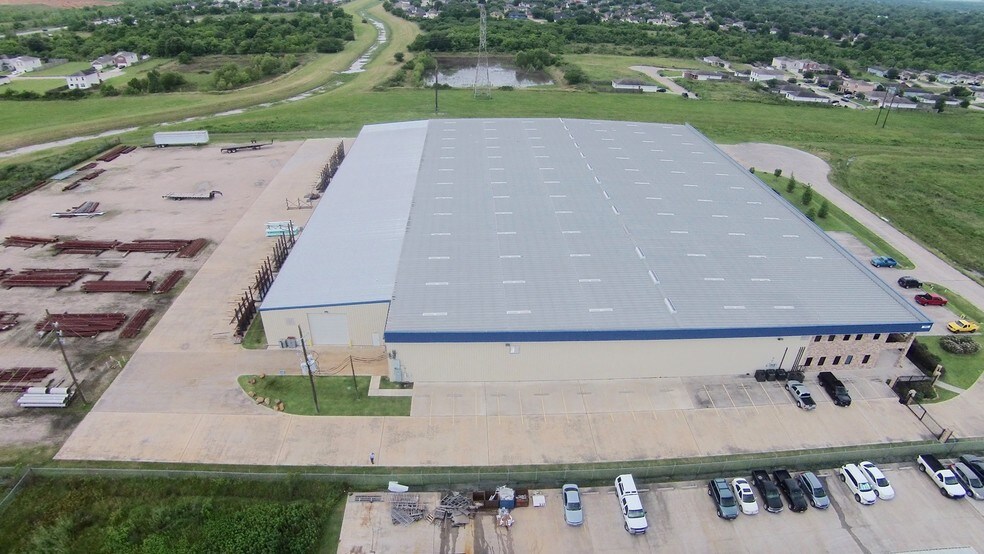 More Photos Of 4433 South Dr, Houston Manufacturing For Sale
