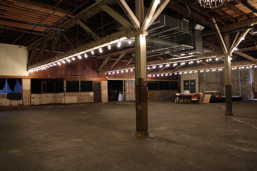 More Photos Of 500 Ouachita Ave, Hot Springs National Park Storefront Retail Office For Sale