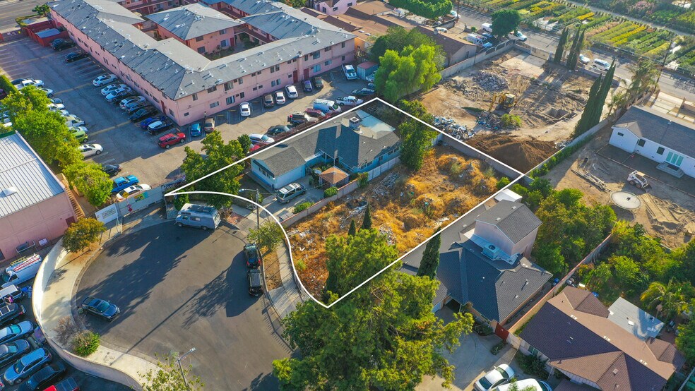 More Photos Of 7639 Simpson Ave, North Hollywood Land For Sale