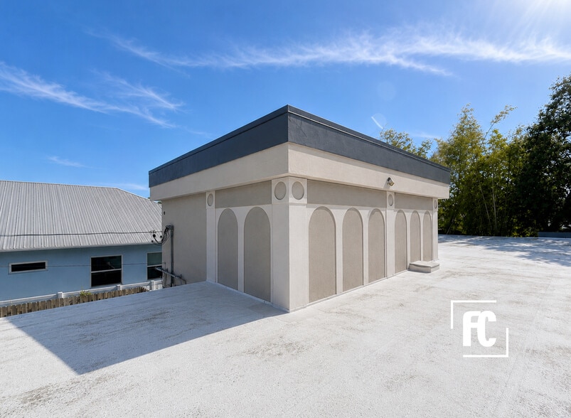 More Photos Of 310 SW Ocean Blvd, Stuart Medical For Sale